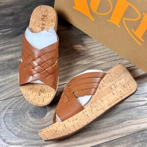 NIB Korks by Kork-Ease Noelle 8M Comfort Wedge Slide Sandals Light Brown PU
